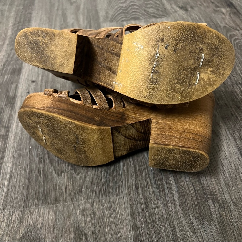 FreeBird by Steven Ibiza lace up wooden platform sandals sz 7US - Picture 15 of 15